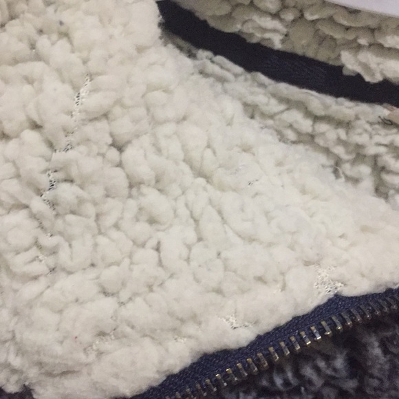 Jacket - Picture 2 of 6